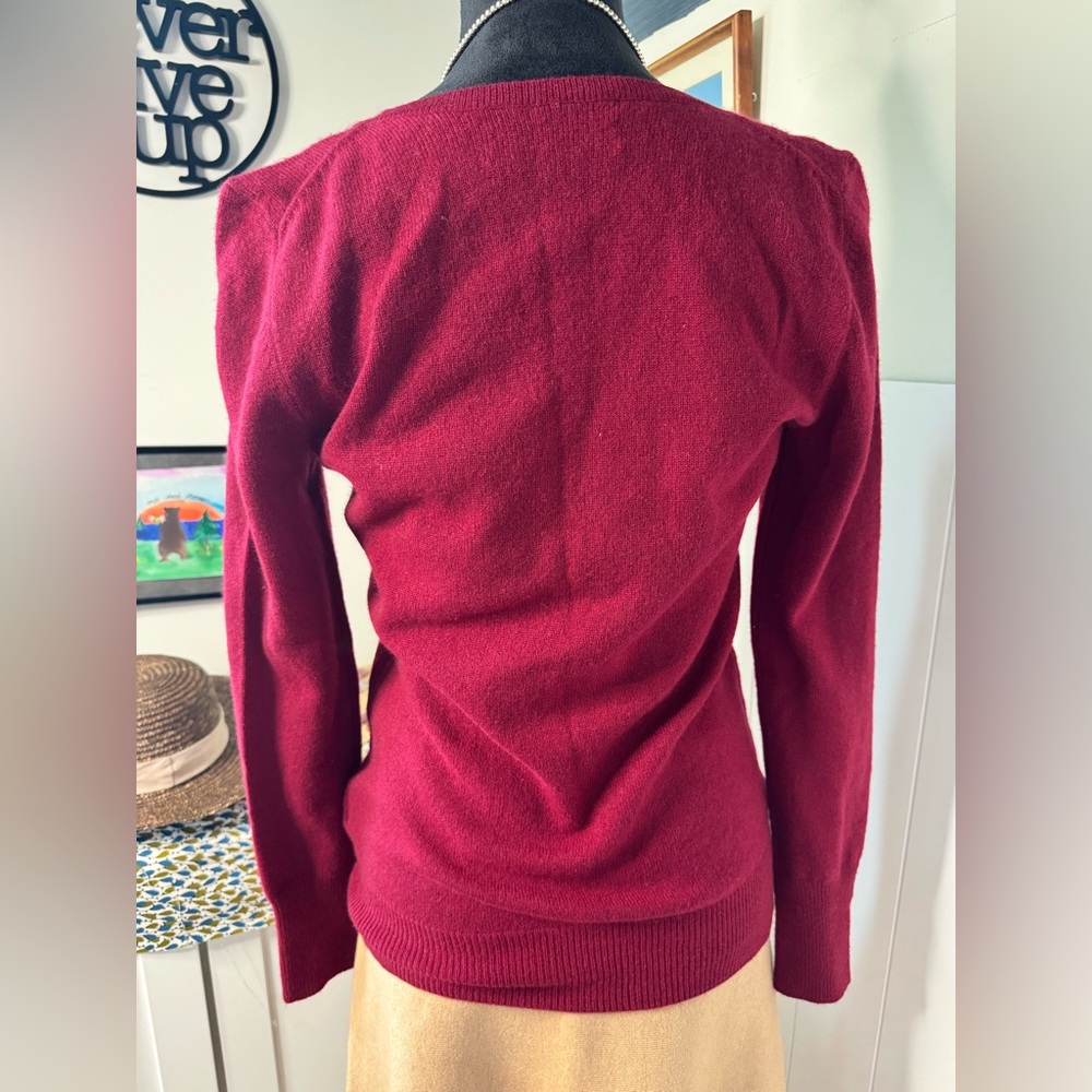 Alex Marie 100% Cashmere V-Neck Sweater Red Women’s Size Medium - Picture 5 of 10
